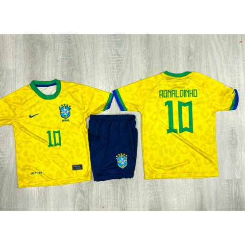 8054 Детски футболен комплект Brazil RONALDINHO 10